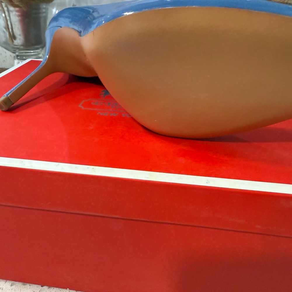 Coach Glossy Blue Heels - Picture 4 of 6